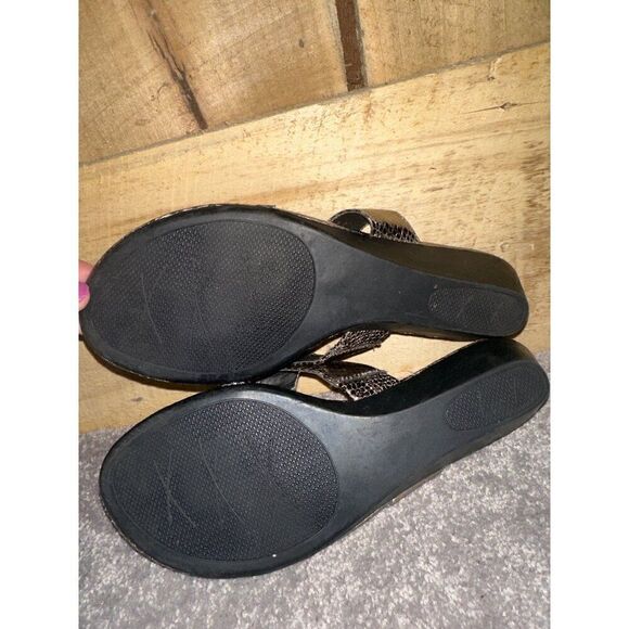 IMP Gadara Silver Sandals  Size 8.5 - Picture 11 of 12